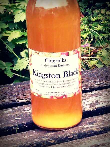 Picture of a bottle of Ciderniks Kingston Black cider