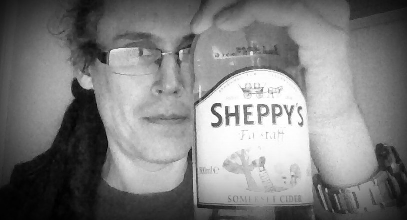 Picture of a bottle of sheppys falstaff cider